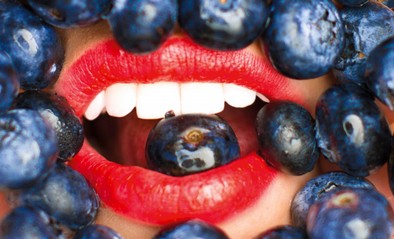 Blueberry-Lips-II_WEB-2000x1213.jpg